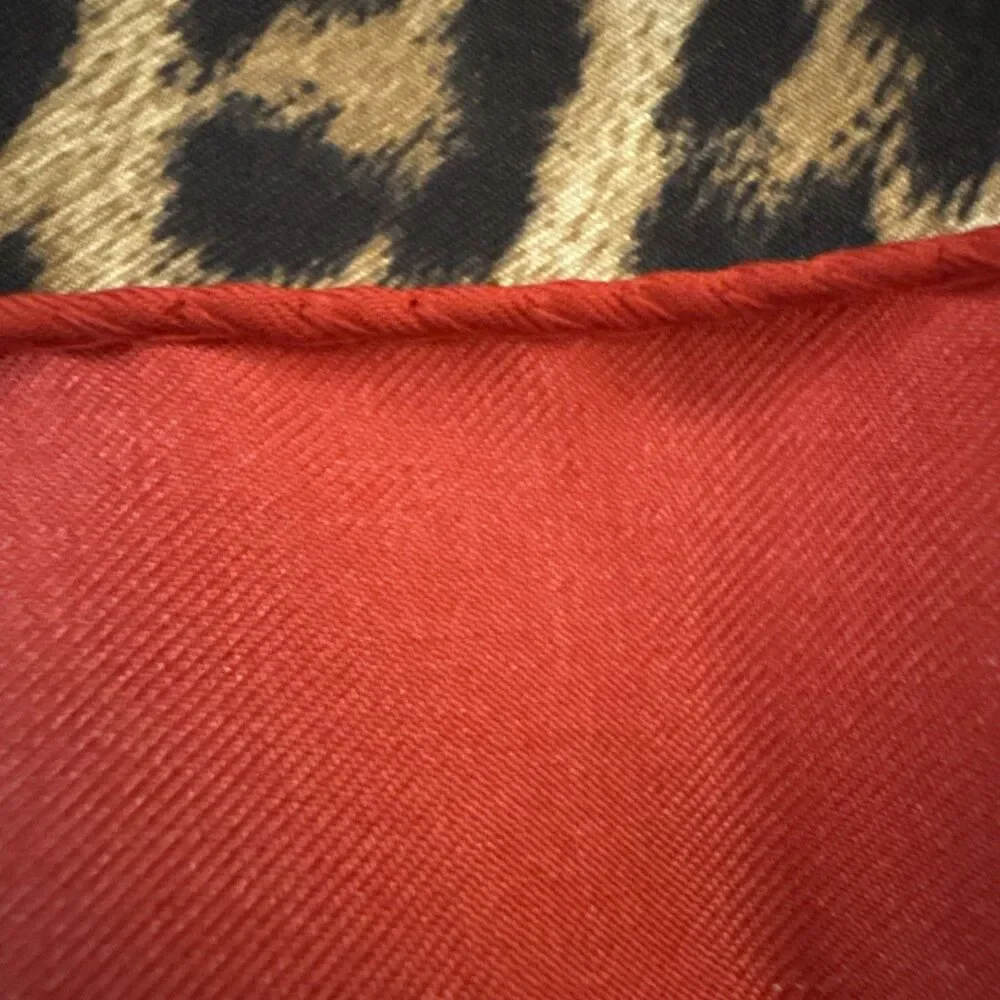 Nordstrom 100% Silk Leopard Animal Print Scarf Hand Rolled Hem Made Italy 26x26